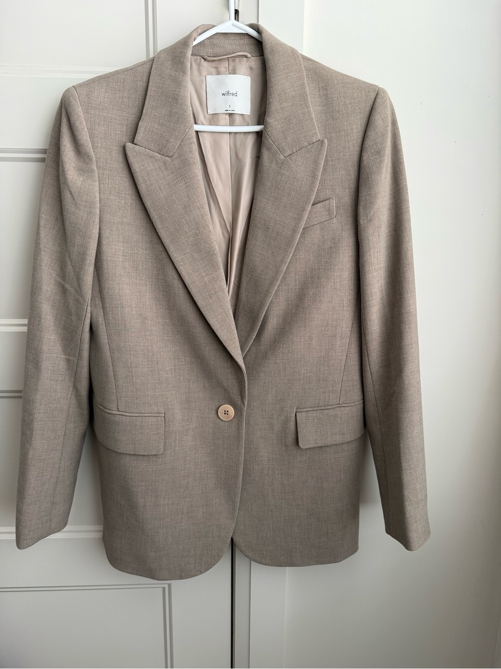 Wilfred Beige Tailored Single-Button Blazer